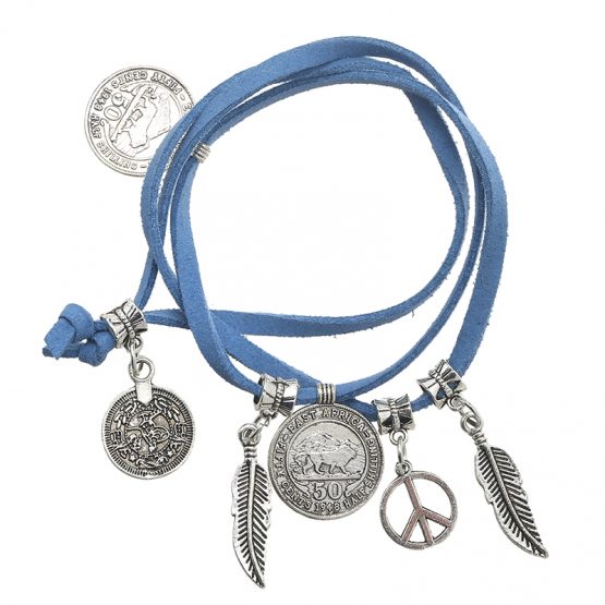 Hippe blauwe armband met bedels