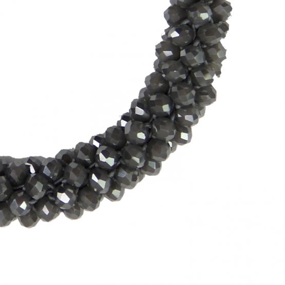 Mooie stretch armband met kleine kristallen, de armband is ook te gebruiken als haarelastiek, handig!