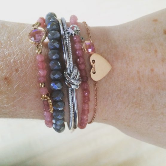 hippe kralen armbandjes met bedel