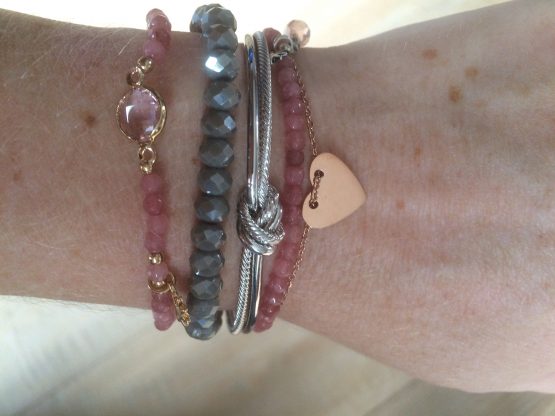hippe kralen armbandjes met bedel