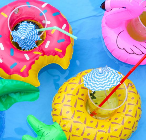 inflatable cup holder ananas