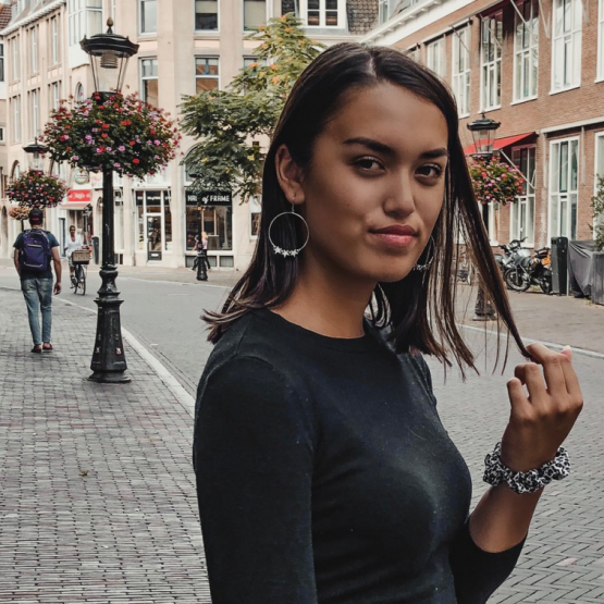 stijlvolle oorbellen met sterren bedels